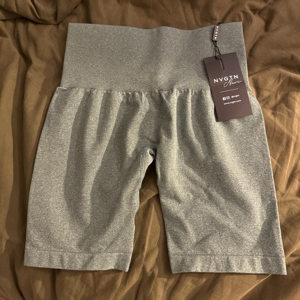 NWT size XS green NVGTN biker shorts